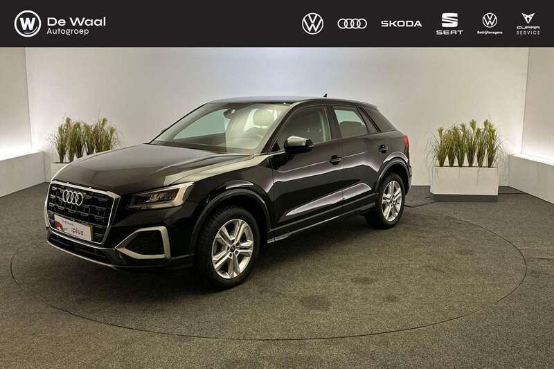 Zwart, metallic lak Gebruikt 2021 Audi Q2 Business SUV | € 26.900 (Eerlijke prijs) - Afbeelding 1/4