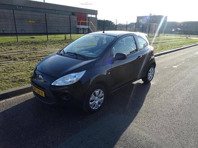 Zwart Occasion 2015 Ford Ka Style Hatchback | € 3.095 (Eerlijke prijs) - Afbeelding 1/4