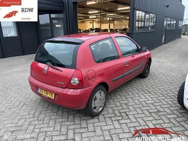 Occasion Renault Clio II Campus 58 PK (42 kW) 2006 Rood Hatchback