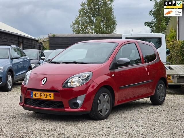 Rood Gebruikt 2011 Renault Twingo Collection Hatchback | € 4.449 (Eerlijke prijs) - Afbeelding 1/4
