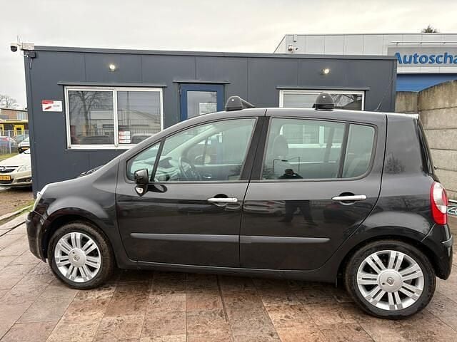 Occasion Renault Modus Dynamique 112 PK (82 kW) 2009 Zwart (metallic) MPV