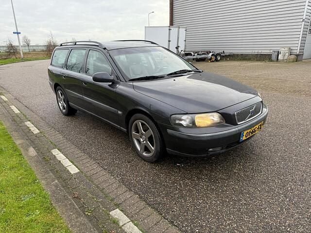 Occasion Volvo V70 250 PK (183 kW) 2000 Grijs (metallic) Stationwagen