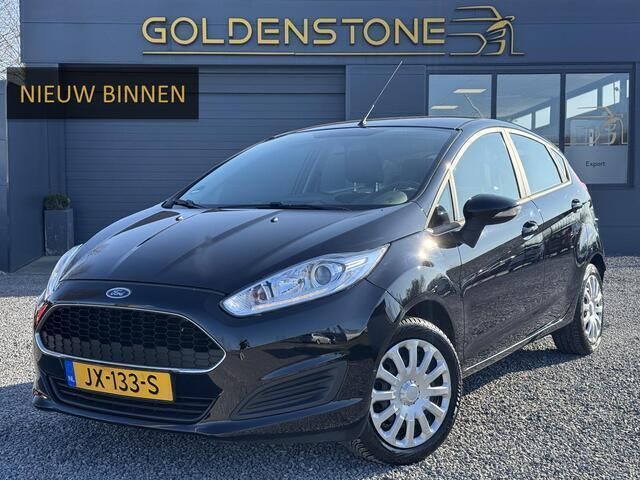 Zwart Gebruikt 2016 Ford Fiesta Style Hatchback | € 7.443 (Goede deal) - Afbeelding 1/4