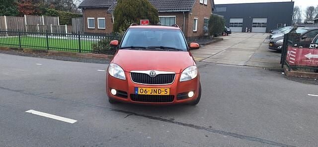 Occasion Skoda Fabia Ambition 105 PK (77 kW) 2009 Oranje (metallic) Stationwagen