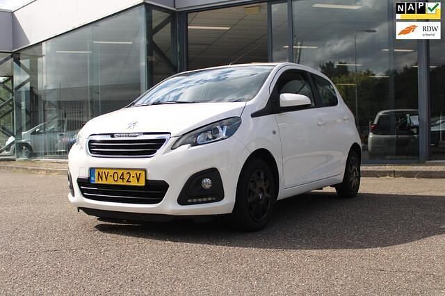 Wit Gebruikt 2017 Peugeot 108 Active Hatchback | € 7.350 (Eerlijke prijs) - Afbeelding 1/4