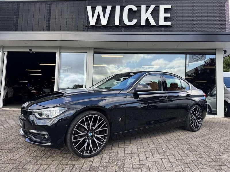 Occasion BMW 330e Executive 184 PK (135 kW) 2016 Zwart Sedan