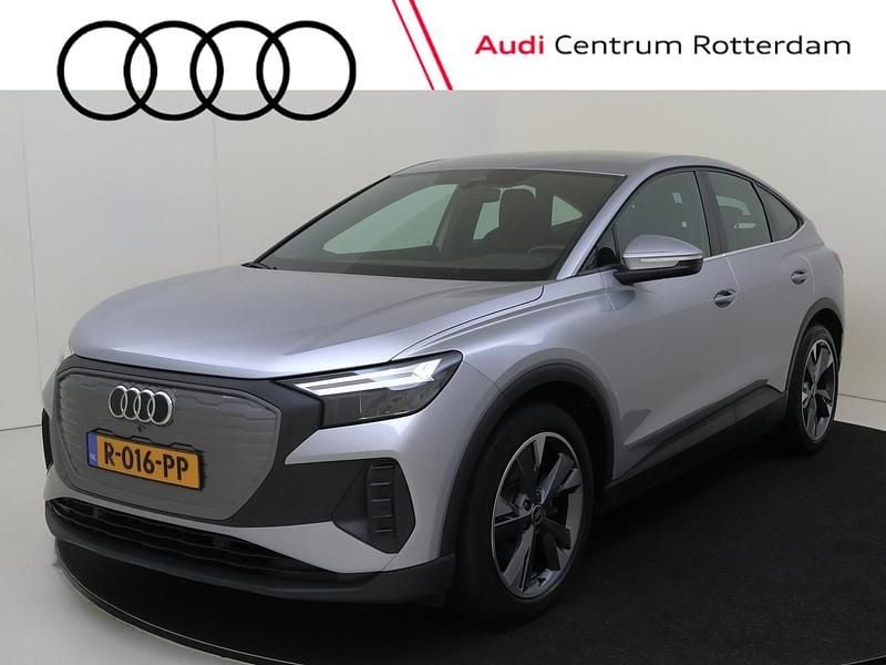 Grijs Gebruikt 2022 Audi Q4 Sportback e-tron Advanced SUV | € 33.750 (Eerlijke prijs) - Afbeelding 1/4