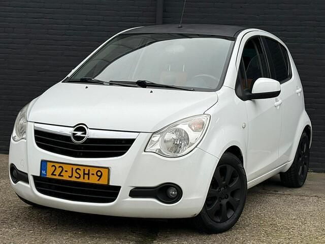 Wit Gebruikt 2009 Opel Agila Enjoy Hatchback | € 2.245 - Afbeelding 1/4