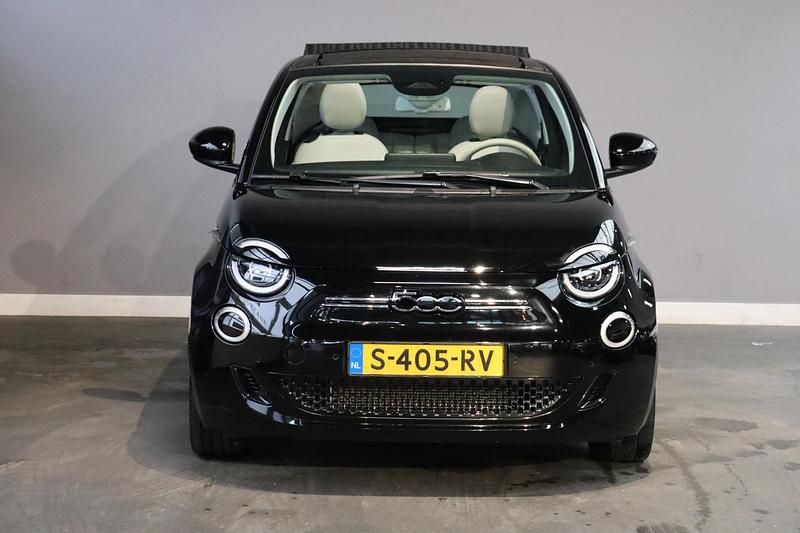 Occasion Fiat 500e La Prima 86 kW (118 PK) 2023 Zwart Cabriolet