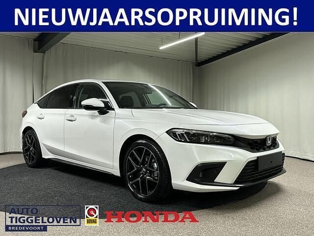 Nieuw Honda Civic Advance 143 PK (105 kW) 2025 Wit Hatchback