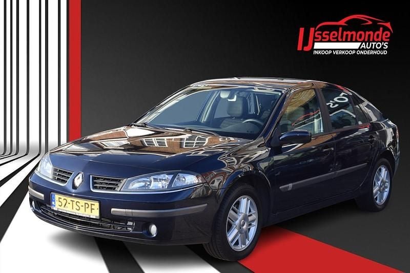 Blauw Gebruikt 2007 Renault Laguna III Hatchback | € 2.940 - Afbeelding 1/4