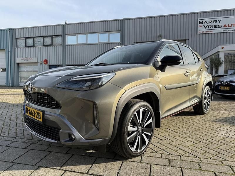 Groen Gebruikt 2021 Toyota Yaris Cross SUV | € 25.950 (Eerlijke prijs) - Afbeelding 1/4