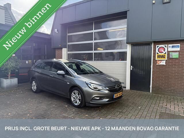 Grijs Gebruikt 2019 Opel Astra Stationwagen | € 11.950 (Iets duurder) - Afbeelding 1/4