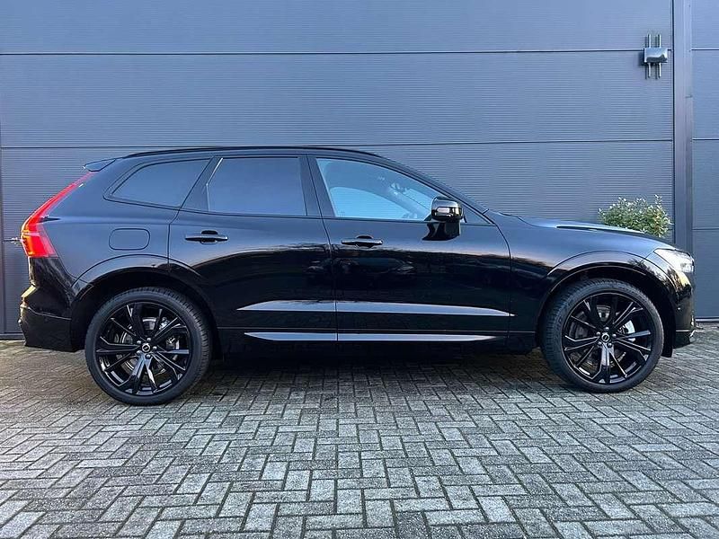 Nieuw Volvo XC60 Plus 398 PK (292 kW) 2025 Zwart SUV