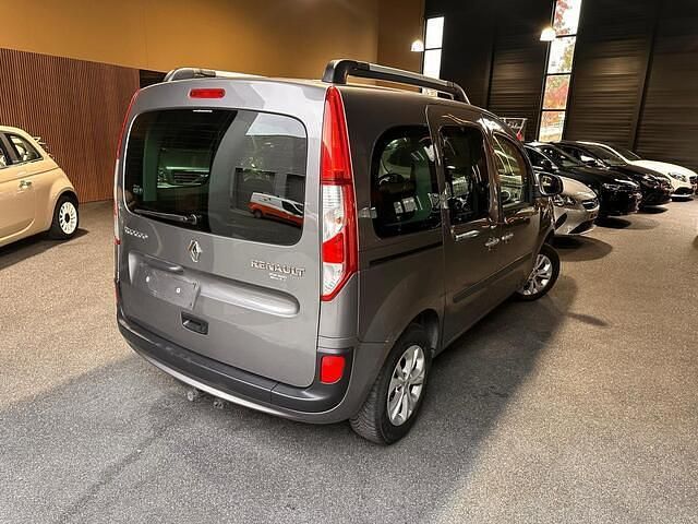 Grijs Gebruikt 2014 Renault Kangoo LIMITED MPV | € 10.950 (Eerlijke prijs) - Afbeelding 1/2