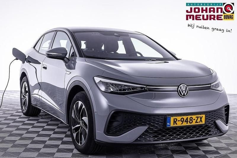Grijs Gebruikt 2022 VW ID.5 Pro SUV | € 29.900 (Super prijs) - Afbeelding 1/4