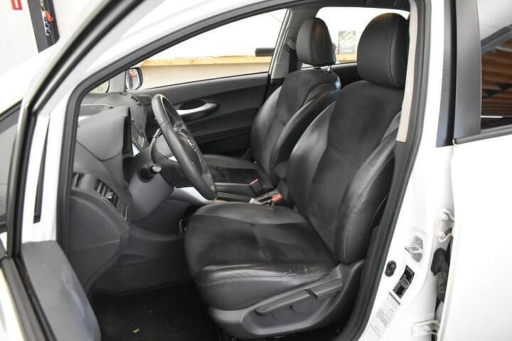 Occasion Toyota Auris Hybrid Executive 2010 Wit Hatchback