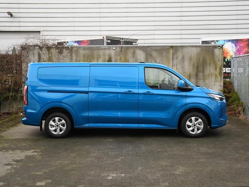 Occasion Ford E-Transit Limited 160 kW (218 PK) 2024 Blauw Van