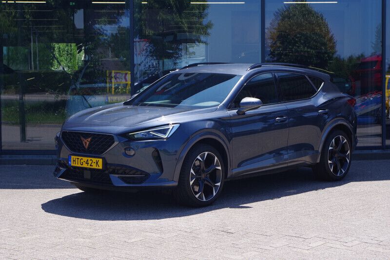 Grijs, metallic lak Gebruikt 2022 Cupra Formentor VZ SUV | € 27.900 (Eerlijke prijs) - Afbeelding 1/4