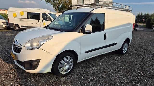 Overige Gebruikt 2016 Opel Combo Sport MPV | € 3.950 (Eerlijke prijs) - Afbeelding 1/4