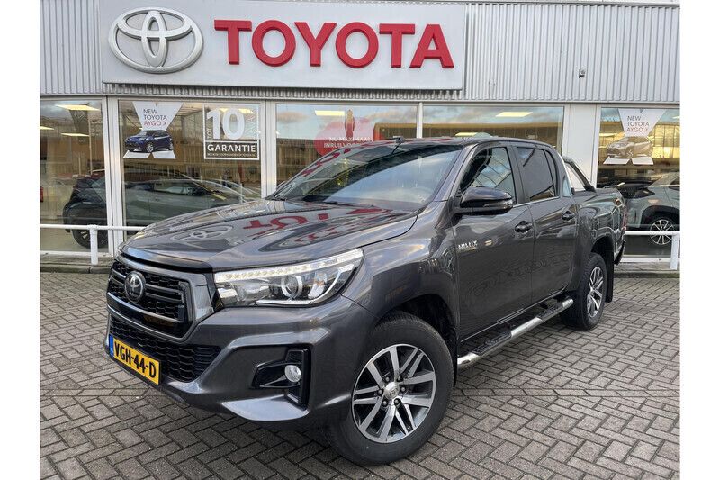 Gebruikt 2020 Toyota HiLux Executive Pickup | € 42.652 - Afbeelding 1/1