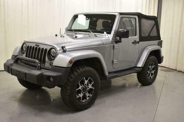 Grijs Gebruikt 2017 Jeep Wrangler Sahara SUV | € 45.900 - Afbeelding 1/4