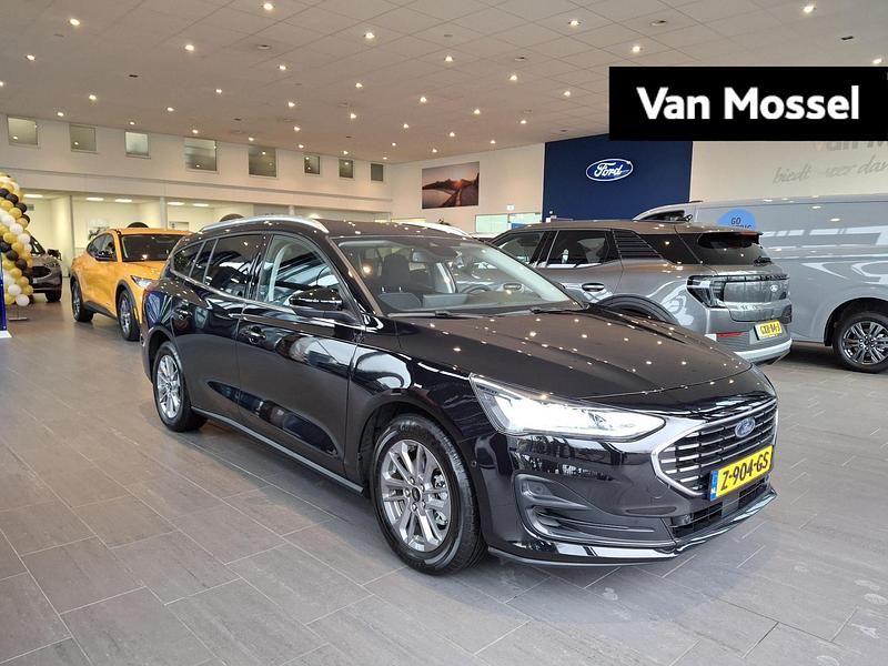 Zwart Occasion 2024 Ford Focus Titanium Stationwagen | € 24.845 (Goede deal) - Afbeelding 1/4