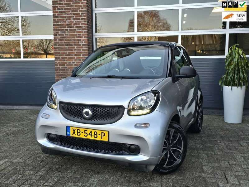 Grijs Gebruikt 2015 Smart ForTwo Coupé Pure Coupé | € 6.295 (Super prijs) - Afbeelding 1/4