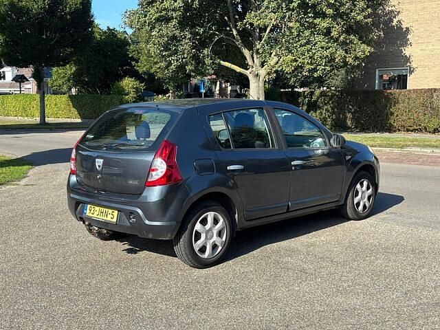 Occasion Dacia Sandero Lauréate 75 PK (55 kW) 2009 Grijs Hatchback