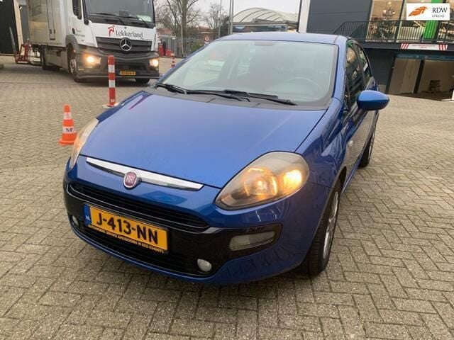 Blauw Occasion 2011 Fiat Punto Evo Business Hatchback | € 2.949 (Goede deal) - Afbeelding 1/4