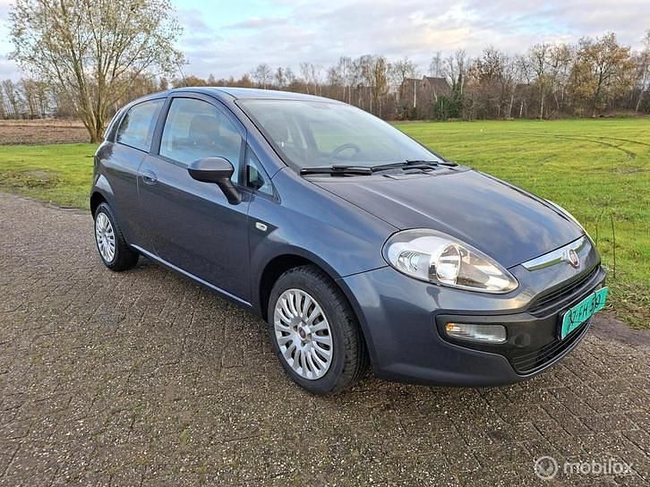 Gebruikt 2010 Fiat Grande Punto Hatchback | € 2.650 (Eerlijke prijs) - Afbeelding 1/4