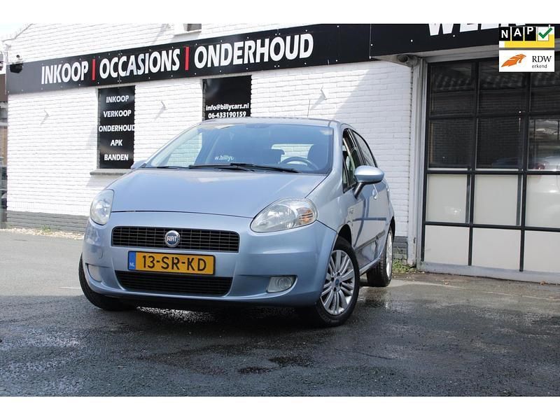 Blauw Gebruikt 2006 Fiat Punto Hatchback | € 1.950 (Eerlijke prijs) - Afbeelding 1/4