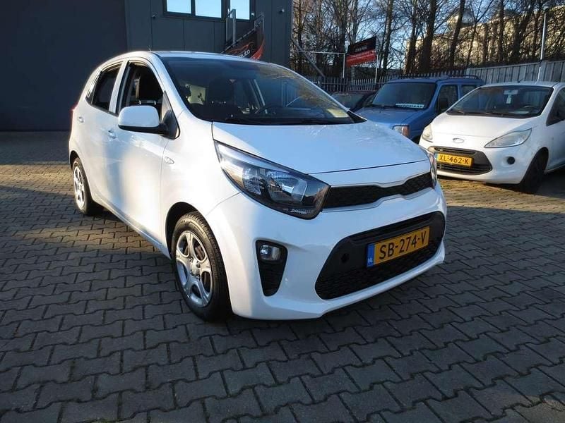 Wit Occasion 2018 Kia Picanto Hatchback | € 7.500 (Goede deal) - Afbeelding 1/4