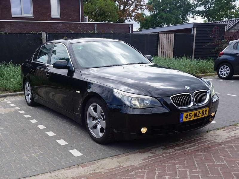 Occasion BMW 545 Executive 333 PK (244 kW) 2004 Zwart Sedan