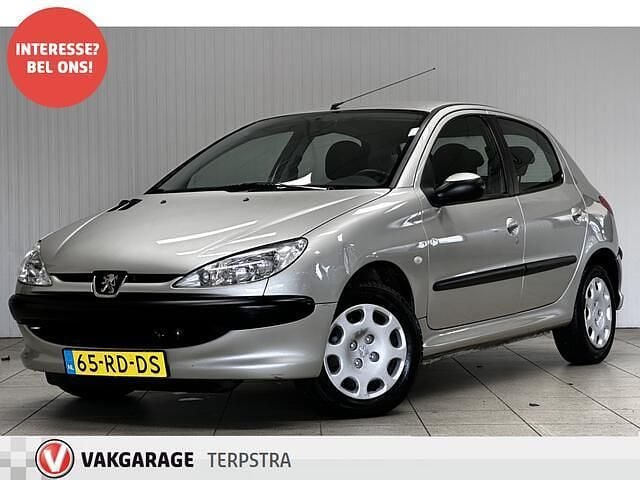 Occasion Peugeot 206 75 PK (55 kW) 2005 Grijs (metallic) Hatchback