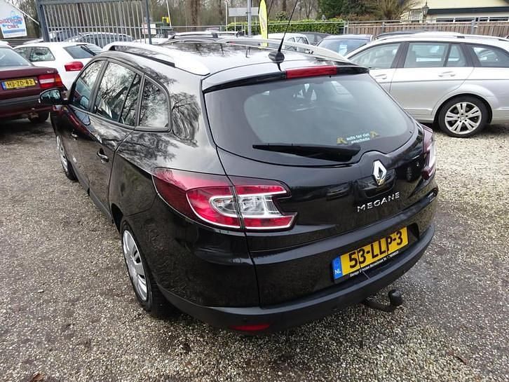 Occasion Renault Mégane III Expression 101 PK (74 kW) 2010 Stationwagen