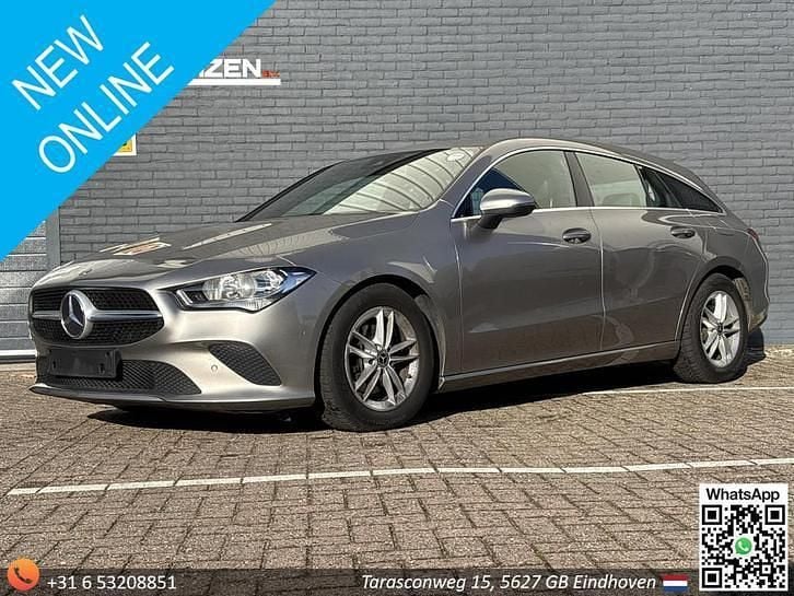 Grijs (metallic) Occasion 2019 Mercedes CLA180 Business Sedan | € 14.450 (Super prijs) - Afbeelding 1/4