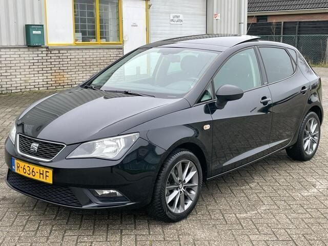 Zwart Gebruikt 2014 Seat Ibiza I-Tech Hatchback | € 6.995 (Eerlijke prijs) - Afbeelding 1/4