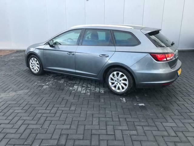 Occasion Seat Leon ST Ecomotive 110 PK (80 kW) 2014 Grijs Stationwagen