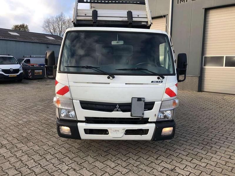 Occasion Mitsubishi Canter 131 PK (96 kW) 2016 Wit Van