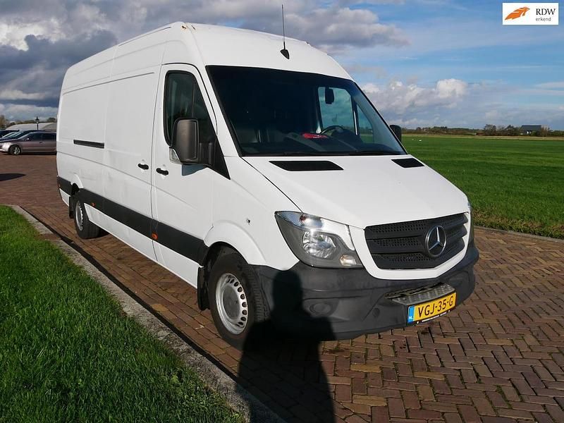 Wit Gebruikt 2017 Mercedes 316 Van | € 8.999 (Super prijs) - Afbeelding 1/3