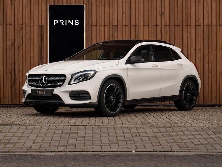 Wit Gebruikt 2017 Mercedes GLA200 Business SUV | € 26.250 (Duur) - Afbeelding 1/4