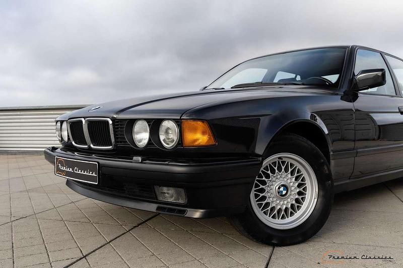Occasion BMW 750 300 PK (220 kW) 1990 Zwart Sedan