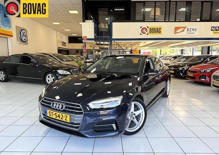 Blauw Gebruikt 2018 Audi A5 Sportback Hatchback | € 18.950 - Afbeelding 1/4