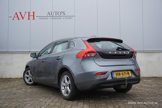 Occasion Volvo V40 Business Edition 120 PK (88 kW) 2015 Grijs Stationwagen