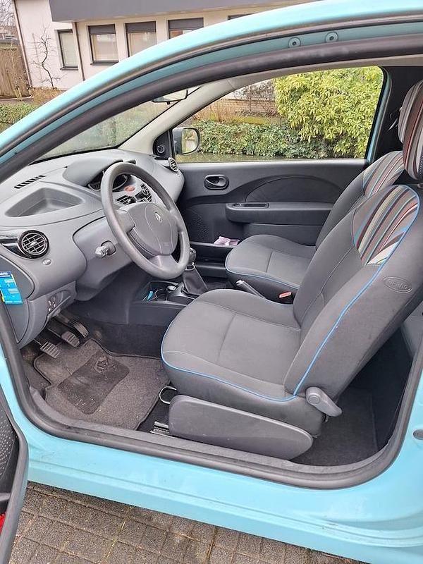 Occasion Renault Twingo 75 PK (55 kW) 2013 Blauw Hatchback