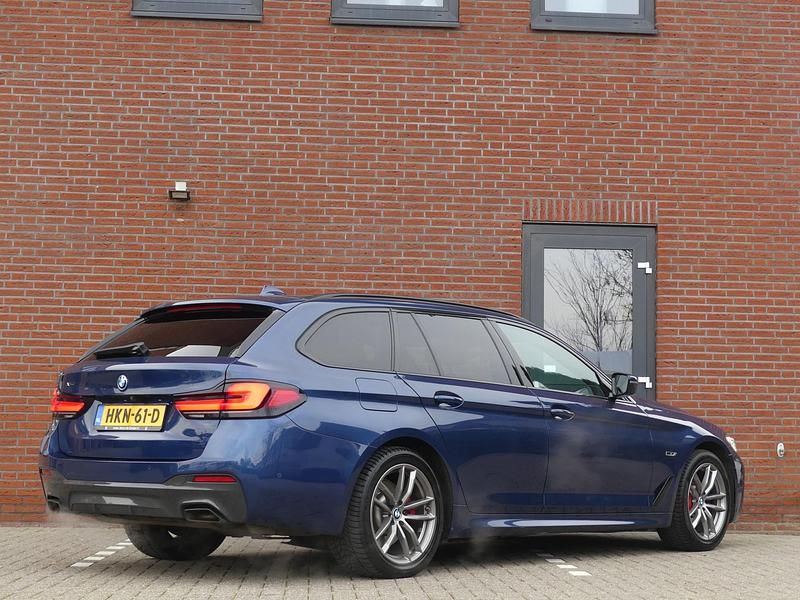 Occasion BMW 530 Executive 184 PK (135 kW) 2021 Blauw Stationwagen