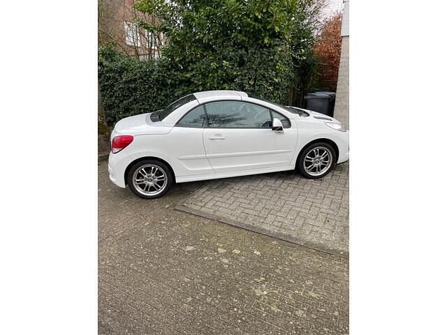Occasion Peugeot 207 CC 120 PK (88 kW) 2011 Wit Cabriolet