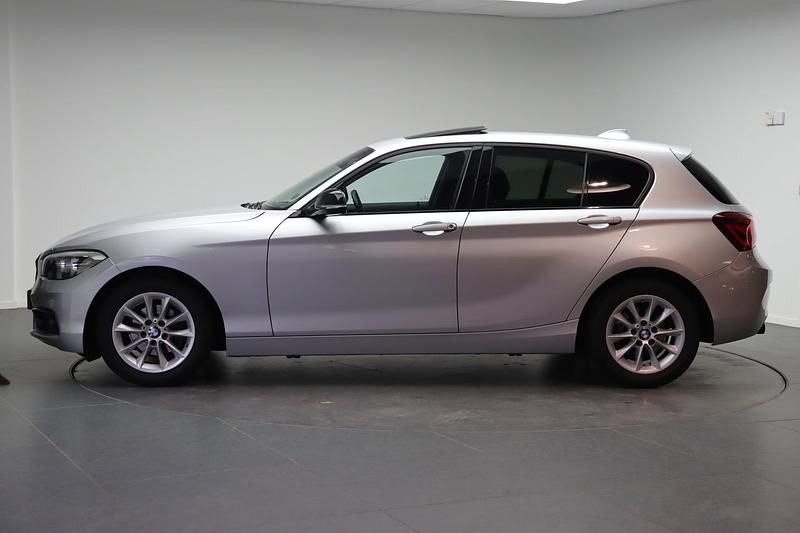 Occasion BMW 118 Comfort Edition 136 PK (100 kW) 2019 Zilver (metallic) Hatchback