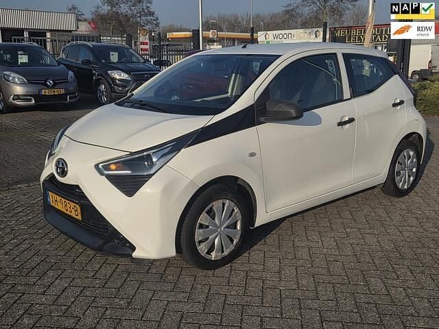Occasion Toyota Aygo 72 PK (52 kW) 2019 Wit Hatchback